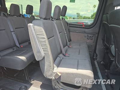 2025 Mercedes-Benz Sprinter 2500 Passenger Van 170.0" WB - zdjęcie 13 z 27 - miniatura