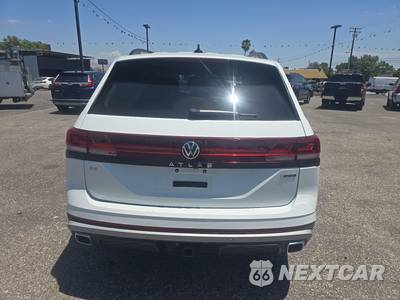 2024 Volkswagen Atlas 2.0T Peak Edition SE w/Technology - zdjęcie 5 z 32 - miniatura