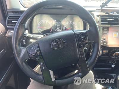 2021 Toyota 4Runner TRD Off-Road Premium - zdjęcie 10 z 35 - miniatura