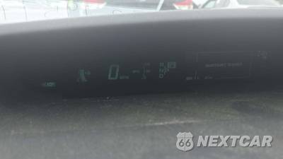 2014 Toyota Prius Plug-In Hybrid - zdjęcie 19 z 30 - miniatura