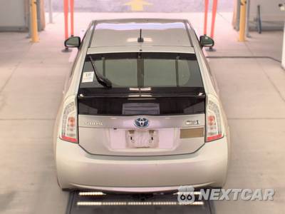 2014 Toyota Prius Plug-In Hybrid - zdjęcie 5 z 30 - miniatura