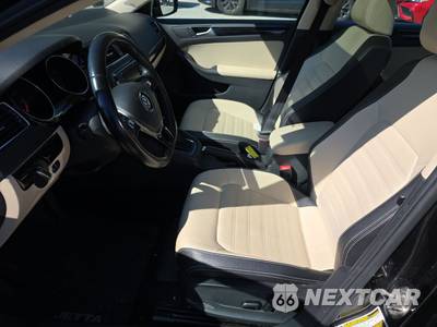 2017 Volkswagen Jetta 1.8T SEL - zdjęcie 7 z 22 - miniatura