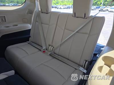 2019 Nissan Pathfinder SL - zdjęcie 14 z 19 - miniatura