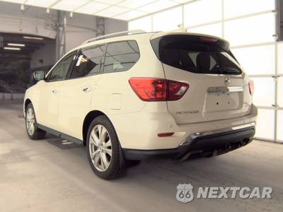 2019 Nissan Pathfinder SL - zdjęcie 6 z 19 - miniatura