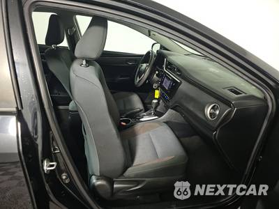 2019 Toyota Corolla LE Sedan - zdjęcie 8 z 26 - miniatura