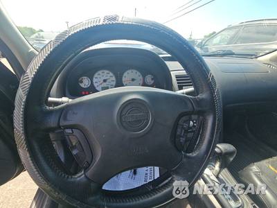 2001 Nissan Maxima SE - zdjęcie 10 z 43 - miniatura