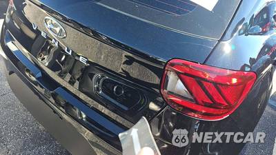 2024 Hyundai Venue SEL - zdjęcie 23 z 37 - miniatura