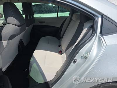 2022 Toyota Corolla LE Sedan - zdjęcie 13 z 18 - miniatura