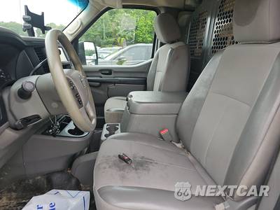 2020 Nissan NV2500 HD Cargo SV Standard Roof 146.1" WB - zdjęcie 7 z 26 - miniatura