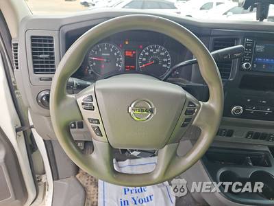 2020 Nissan NV2500 HD Cargo SV Standard Roof 146.1" WB - zdjęcie 10 z 26 - miniatura