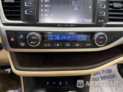 2019 Toyota Highlander XLE - zdjęcie 18 z 29 - miniatura