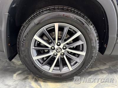 2019 Toyota Highlander XLE - zdjęcie 27 z 29 - miniatura