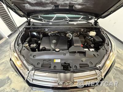 2019 Toyota Highlander XLE - zdjęcie 24 z 29 - miniatura