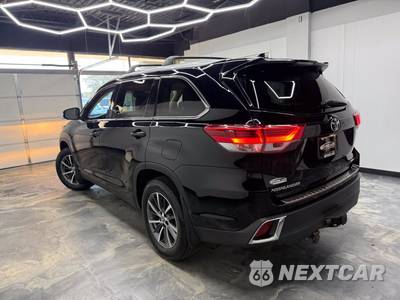 2019 Toyota Highlander XLE - zdjęcie 3 z 29 - miniatura