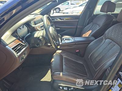 2017 BMW 7 Series Sedan 740i - zdjęcie 7 z 35 - miniatura