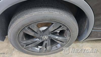 2023 Volkswagen Tiguan SE R-Line Black - zdjęcie 23 z 26 - miniatura