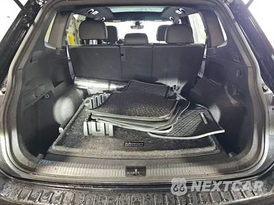 2023 Volkswagen Tiguan SE R-Line Black - zdjęcie 16 z 26 - miniatura