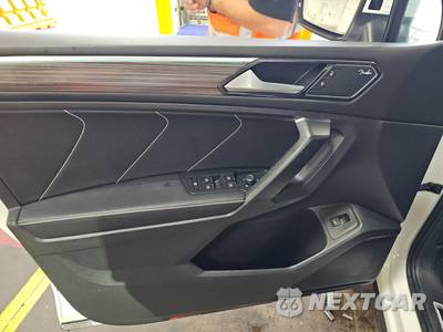2023 Volkswagen Tiguan SEL R-Line - zdjęcie 9 z 25 - miniatura