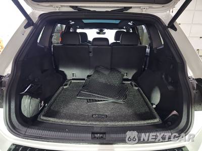 2023 Volkswagen Tiguan SEL R-Line - zdjęcie 16 z 25 - miniatura