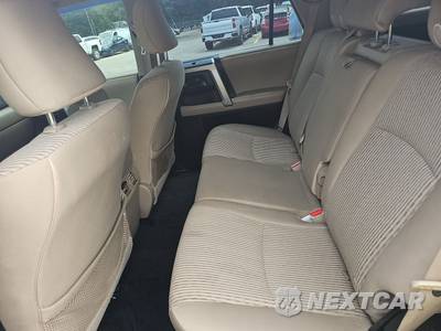 2013 Toyota 4Runner SR5 - zdjęcie 13 z 39 - miniatura