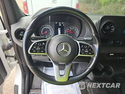 2022 Mercedes-Benz Sprinter 1500 Cargo Van Standard Roof 144.0" WB - zdjęcie 10 z 26 - miniatura