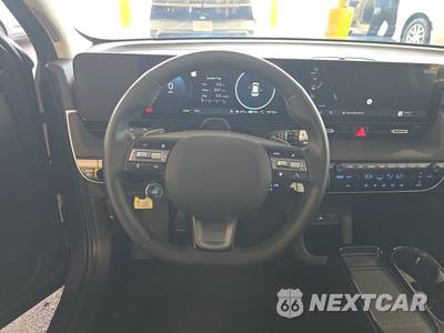 2025 Hyundai IONIQ 5 SE - zdjęcie 10 z 22 - miniatura