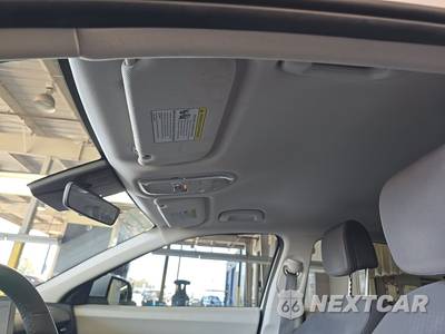 2024 Hyundai IONIQ 5 SE - zdjęcie 17 z 20 - miniatura