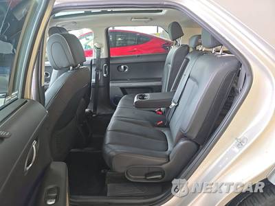2023 Hyundai IONIQ 5 Limited - zdjęcie 13 z 30 - miniatura