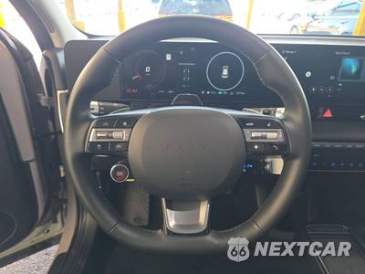 2025 Hyundai IONIQ 5 SEL - zdjęcie 10 z 25 - miniatura