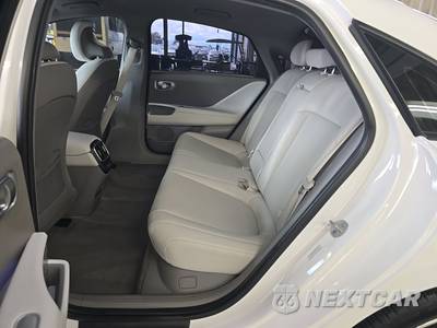 2024 Hyundai IONIQ 6 SEL - zdjęcie 13 z 31 - miniatura
