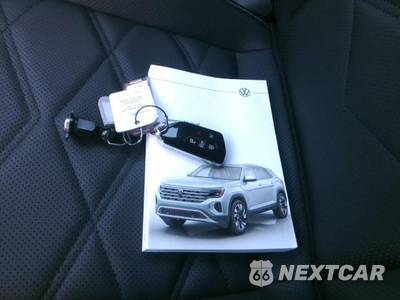 2025 Volkswagen Atlas Cross Sport 2.0T SE w/Technology - zdjęcie 6 z 23 - miniatura
