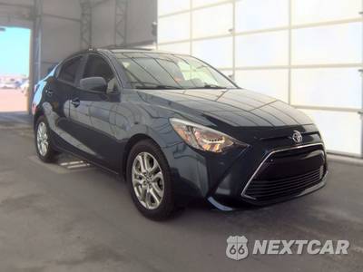2018 Toyota Yaris iA Sedan - zdjęcie 3 z 18 - miniatura