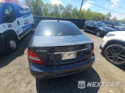 2014 Mercedes-Benz C 250 Sedan - zdjęcie 5 z 33 - miniatura