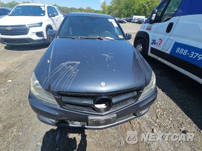 2014 Mercedes-Benz C 250 Sedan - zdjęcie 2 z 33 - miniatura