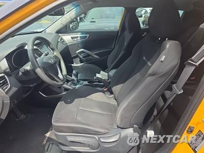 2016 Hyundai Veloster - zdjęcie 13 z 29 - miniatura