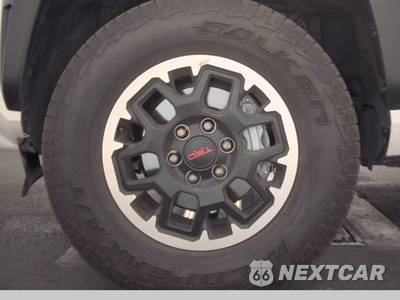 2025 Toyota 4Runner TRD Off-Road Premium - zdjęcie 9 z 27 - miniatura