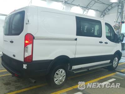 2025 Ford Transit 250 Cargo Van Low Roof 130.0" WB - zdjęcie 4 z 25 - miniatura