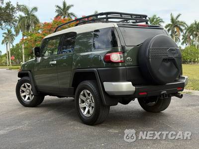2014 Toyota FJ Cruiser w/Rear Doors - zdjęcie 4 z 86 - miniatura
