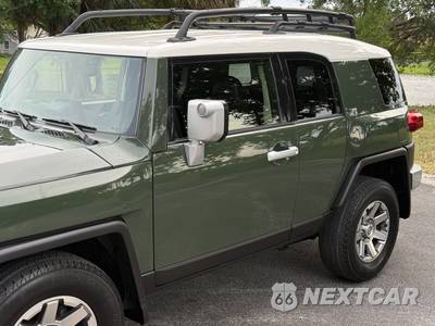 2014 Toyota FJ Cruiser w/Rear Doors - zdjęcie 27 z 86 - miniatura