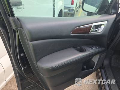 2016 Nissan Pathfinder Platinum - zdjęcie 9 z 37 - miniatura