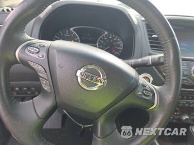2016 Nissan Pathfinder Platinum - zdjęcie 10 z 37 - miniatura