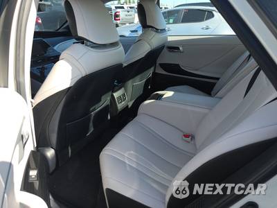 2017 Toyota Mirai - zdjęcie 13 z 25 - miniatura