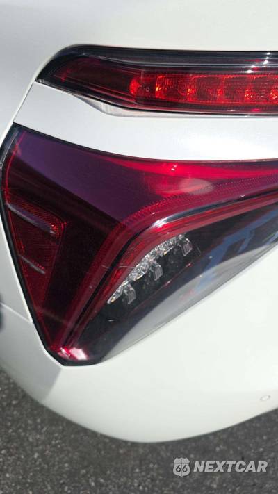 2017 Toyota Mirai - zdjęcie 21 z 25 - miniatura