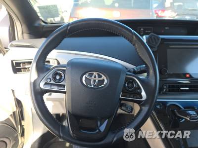 2017 Toyota Mirai - zdjęcie 10 z 25 - miniatura