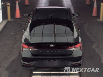 2022 Hyundai Elantra SEL - zdjęcie 5 z 25 - miniatura
