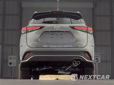 2026 Toyota Highlander XSE - zdjęcie 7 z 26 - miniatura