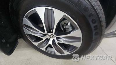 2023 Toyota Highlander Hybrid XLE - zdjęcie 24 z 30 - miniatura