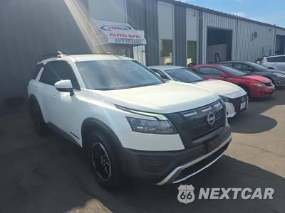 2024 Nissan Pathfinder Rock Creek - zdjęcie 3 z 22 - miniatura