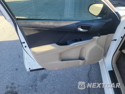 2013 Toyota Camry Hybrid LE - zdjęcie 9 z 17 - miniatura