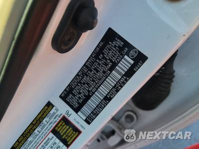 2013 Toyota Camry Hybrid LE - zdjęcie 14 z 17 - miniatura